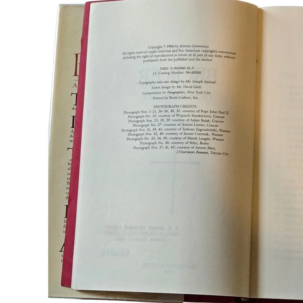 God's Broker Pope John‎ Paul II Biography HC 1984 Gronowicz